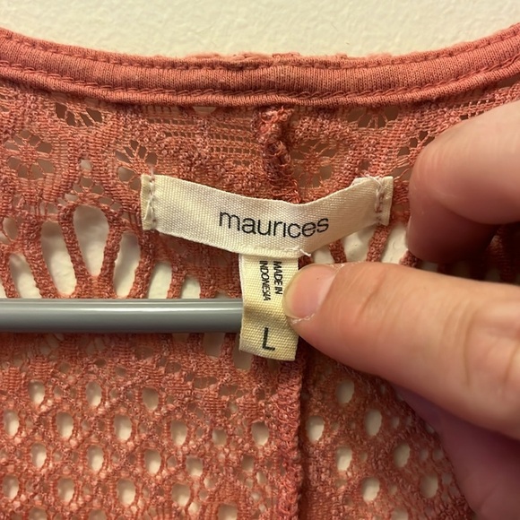 Maurices Coral Lace short sleeve Blouse size large - Picture 2 of 9